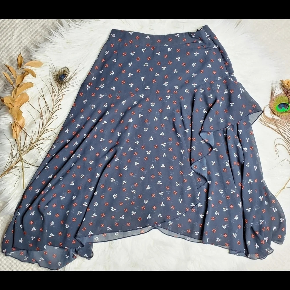 H&M Mistletoe Print Skirt